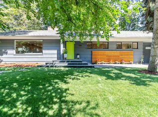 2015 Eastwood Ln, Eugene, OR 97401