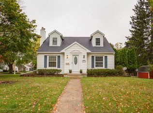 1501 E Mount Hope Ave, Lansing, MI 48910