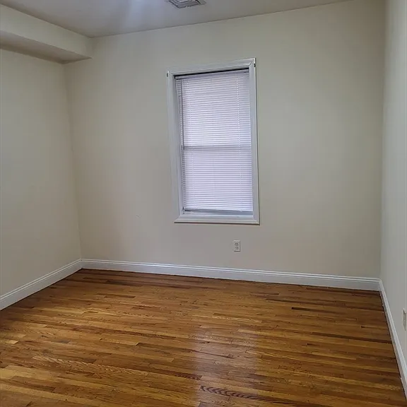 54 Greendale Rd #3L — Photo 13