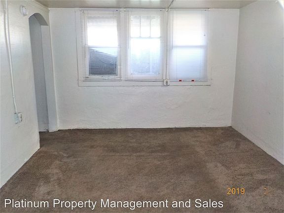 2nd image of 915 Peachey St #B