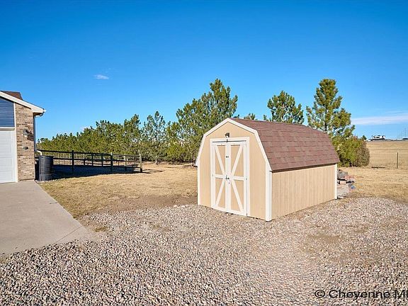 4th image of 5226 Division Ave