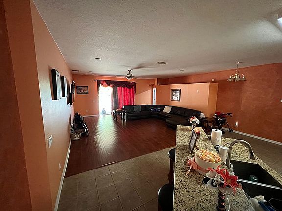 Family-Room