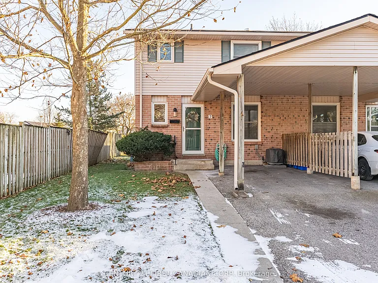 160 Conway Dr #7 — Photo 3