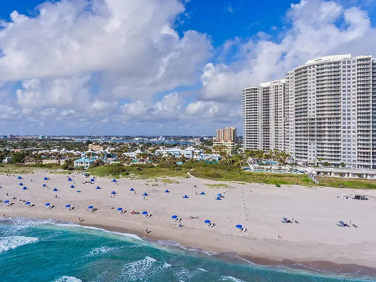 2700 N Ocean Dr #306B — Photo 1