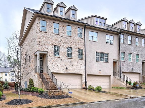 2nd image of 315 Benson Manor Cir SE