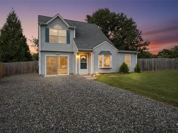 3426 Hollow Pond Rd, Hayes, VA 23072