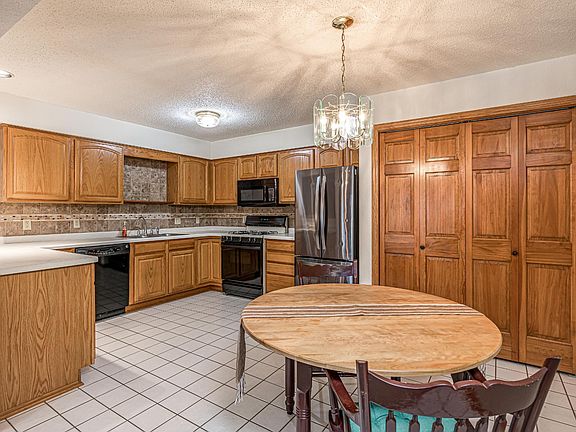2nd image of 9889 Morgan Oaks Dr #6D