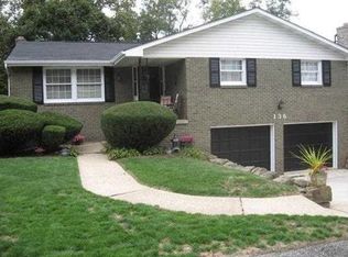 136 McCurdy Dr, Pittsburgh, PA 15235