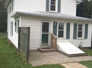 14 Fisk St #1, Red Hook, NY 12571