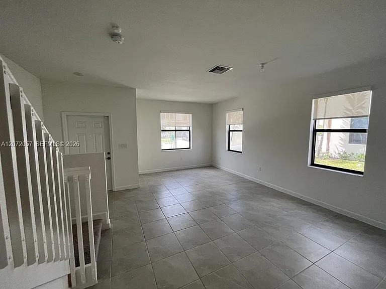 10025 SW 228th Ter #10025 — Photo 8