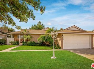 19138 Friar St, Reseda, CA 91335