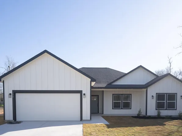 108 Keahi Ct, Bastrop, TX 78602