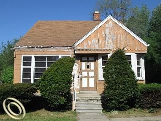 1st image of 19324 Blackstone St