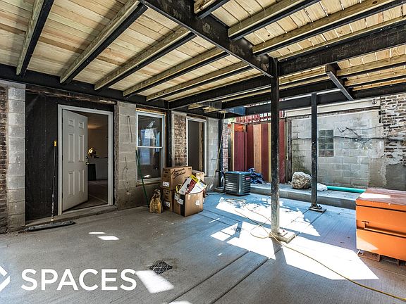 3rd image of 1857 W Dickens Ave #Unt_2r