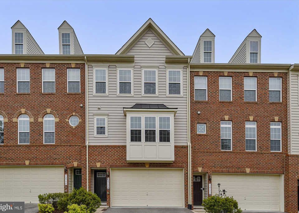 1st image of 12706 Bedford Glen Way