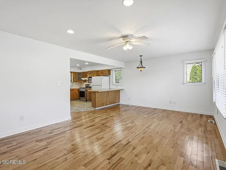 461 Augustus Rd — Photo 13