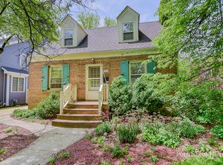 910 Irving Ave, Wheaton, IL 60187