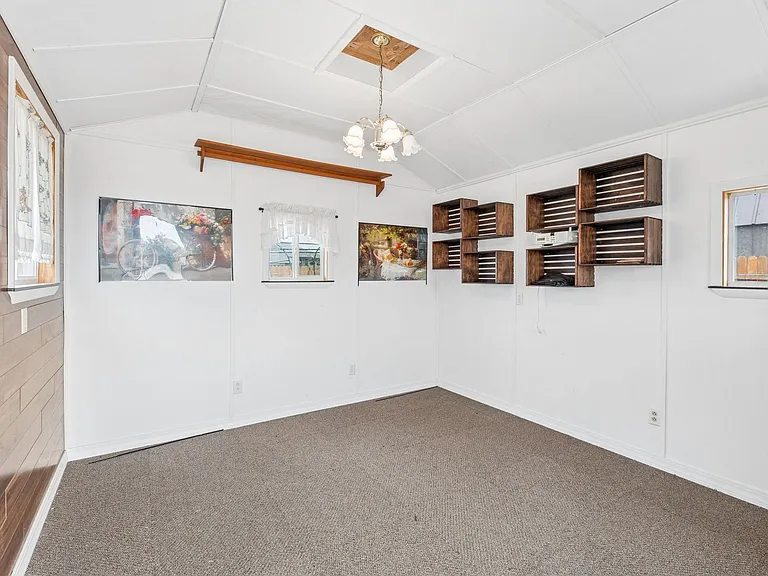 1751 Lexington Ct — Photo 28
