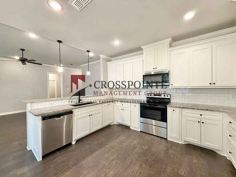 109 Rose Row Ln — Photo 7