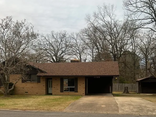 1209 Oak St, Crossett, AR 71635