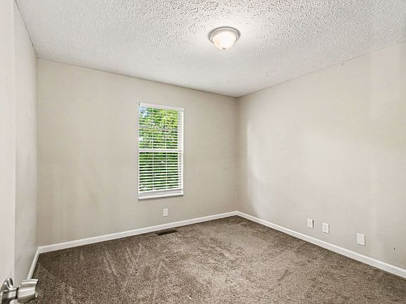 5th image of 3713 Huntingboro Trl
