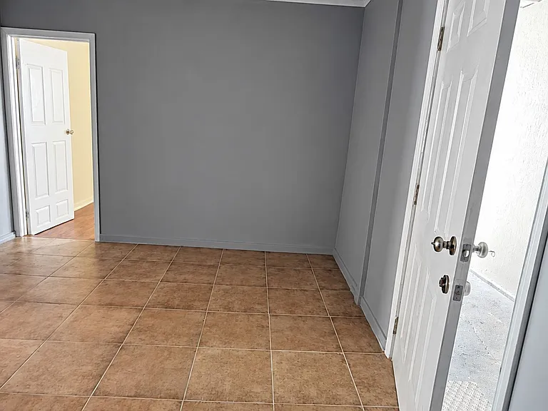 6126 Jackson St #4 — Photo 2