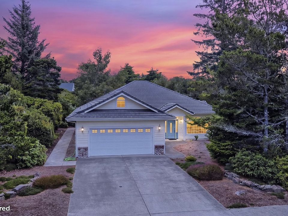 1st image of 131 Shoreline Dr