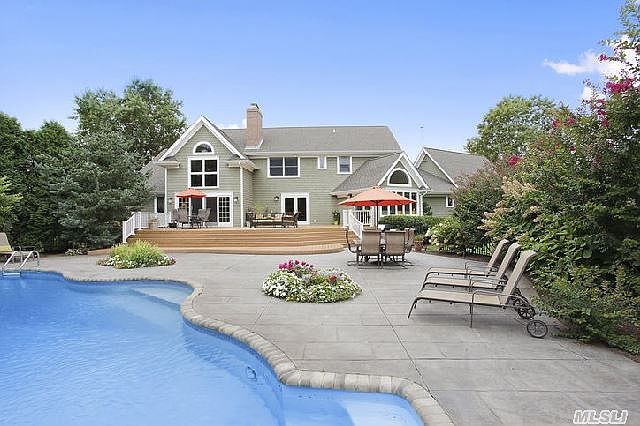 1st image of 1375 Country Club Dr