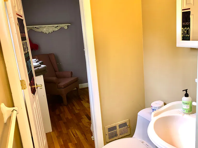 1599 Idlehour Dr — Photo 23