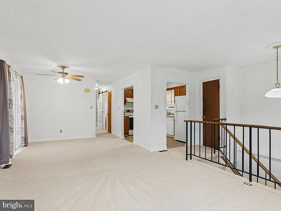 2nd image of 320 Cedar Grove Rd