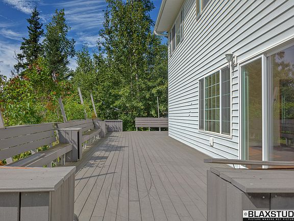 3rd image of 1859 W Suburban Dr