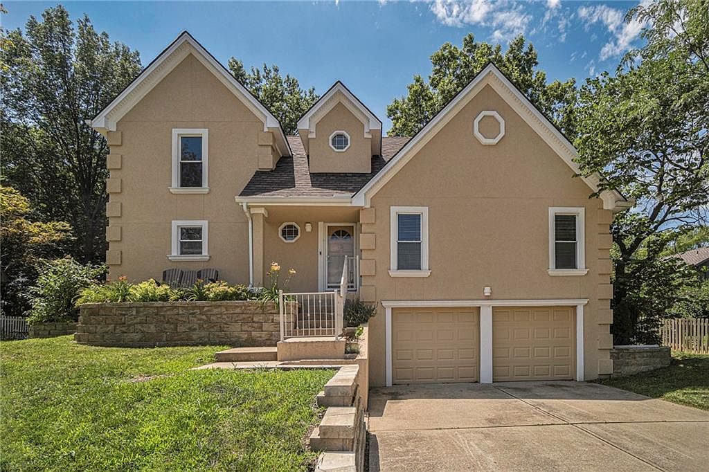 121 NE Wood Glen Ln, Lees Summit, MO 64064 MLS 2444675 Zillow