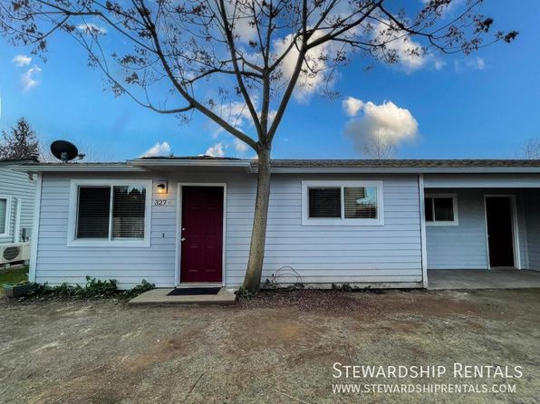 327 Schooling St
