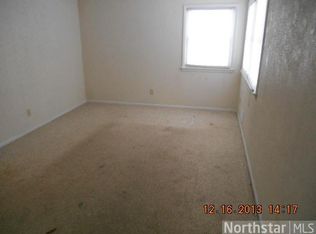 646 Harrison St, Anoka, MN 55303