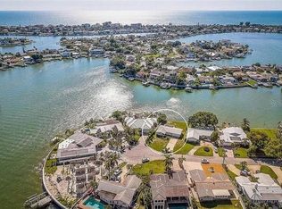 529 Harbor Dr N, Indian Rocks Beach, FL 33785