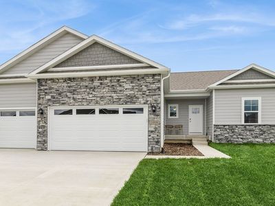 913 NE 12th St, Grimes, IA, 50111