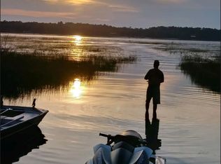 117 Bumpy Rd, Melrose, FL 32666