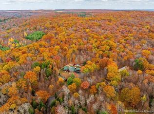 32 Pilfershire Rd, Eastford, CT 06242