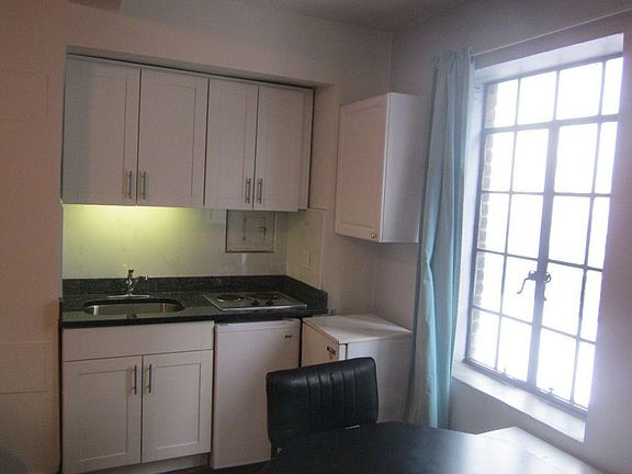 4th image of 5 Tudor City Pl APT 622