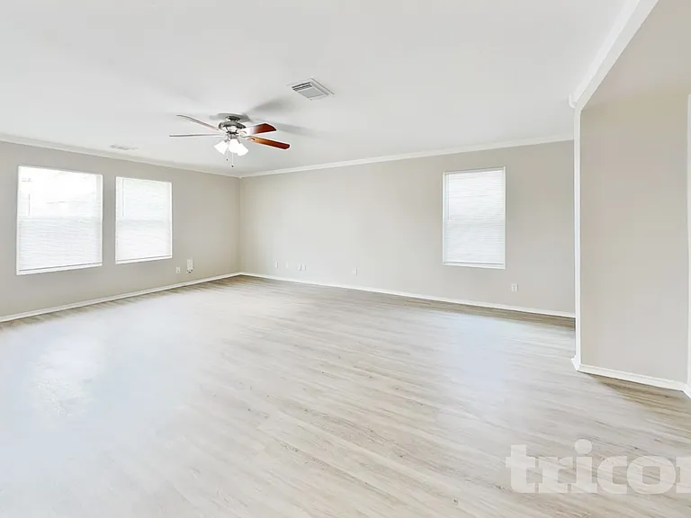 7422 Branching Peak — Photo 3
