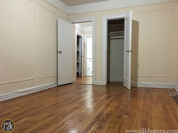 4th image of 8020 Broadway #1D