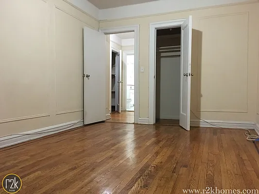 Rented by Realty 2000 Corp | media 10