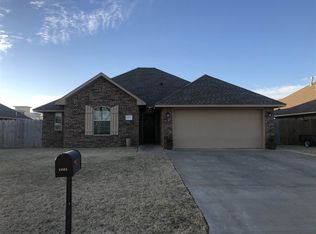 5005 Ridgedale Dr, Enid, OK 73703