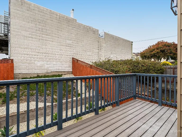 2714 Noriega St — Photo 28