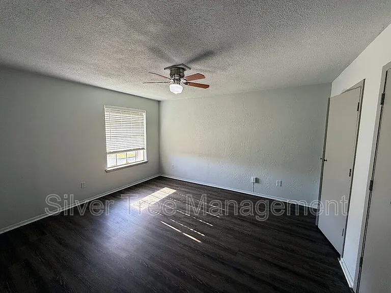 4820 Wellesley Ave #A — Photo 21