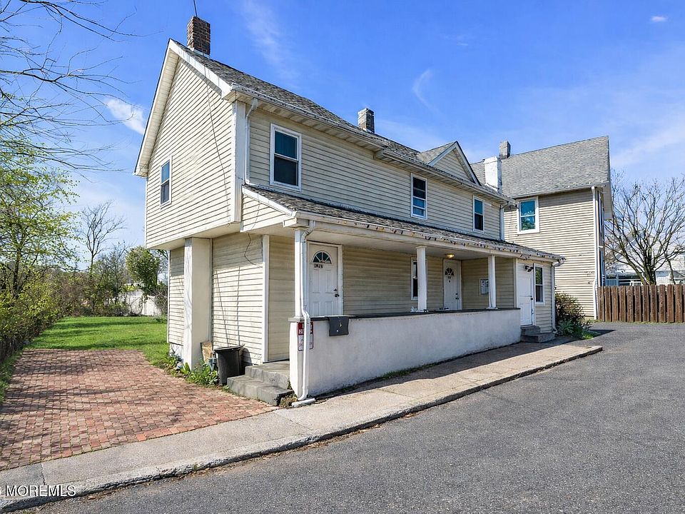 1st image of 192 Hillside Avenue