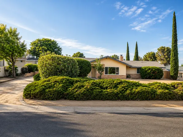 18332 Orange St, Hesperia, CA 92345