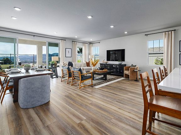 Plan 2238 - Great Room-Dining