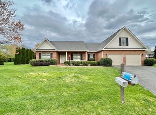 1718 Beckys Pl SW, Roanoke, VA 24018