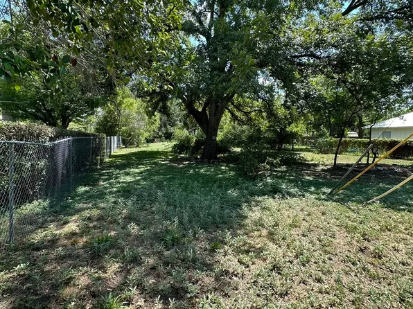 335 W Nopal ST LOT E9,4, Uvalde, TX 78801